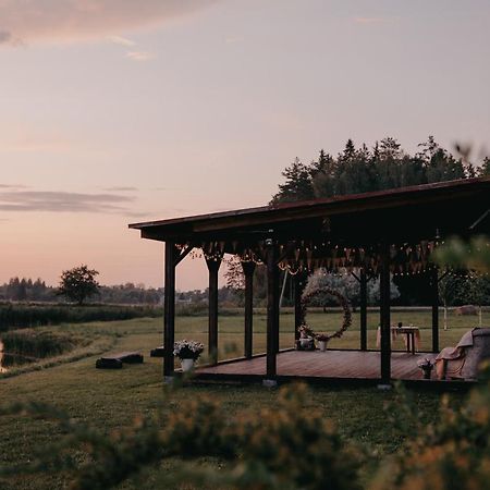 Viesu Nams Rukisi Hotell Rugaji Exteriör bild