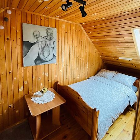 Viesu Nams Rukisi Hotell Rugaji Exteriör bild