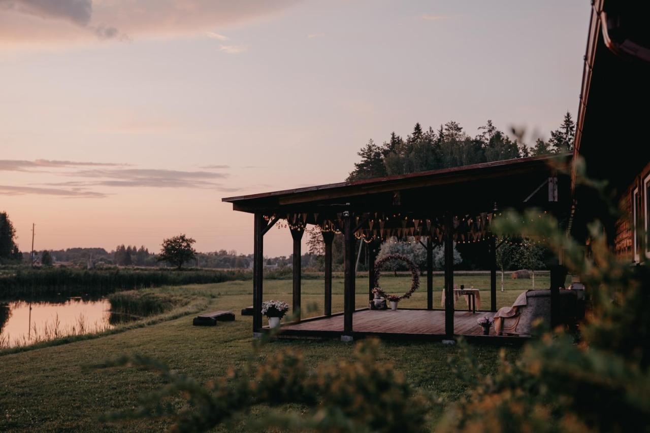 Viesu Nams Rukisi Hotell Rugaji Exteriör bild