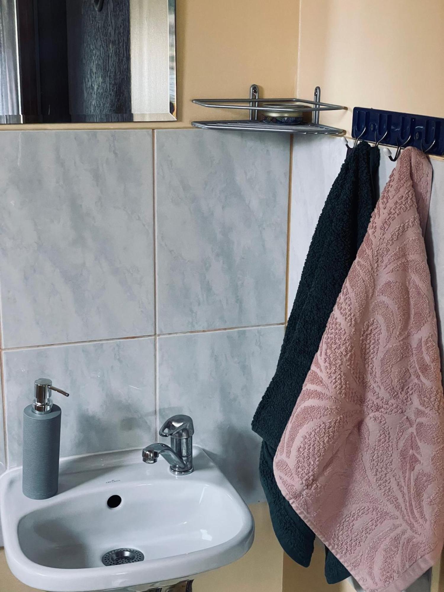 Viesu Nams Rukisi Hotell Rugaji Exteriör bild