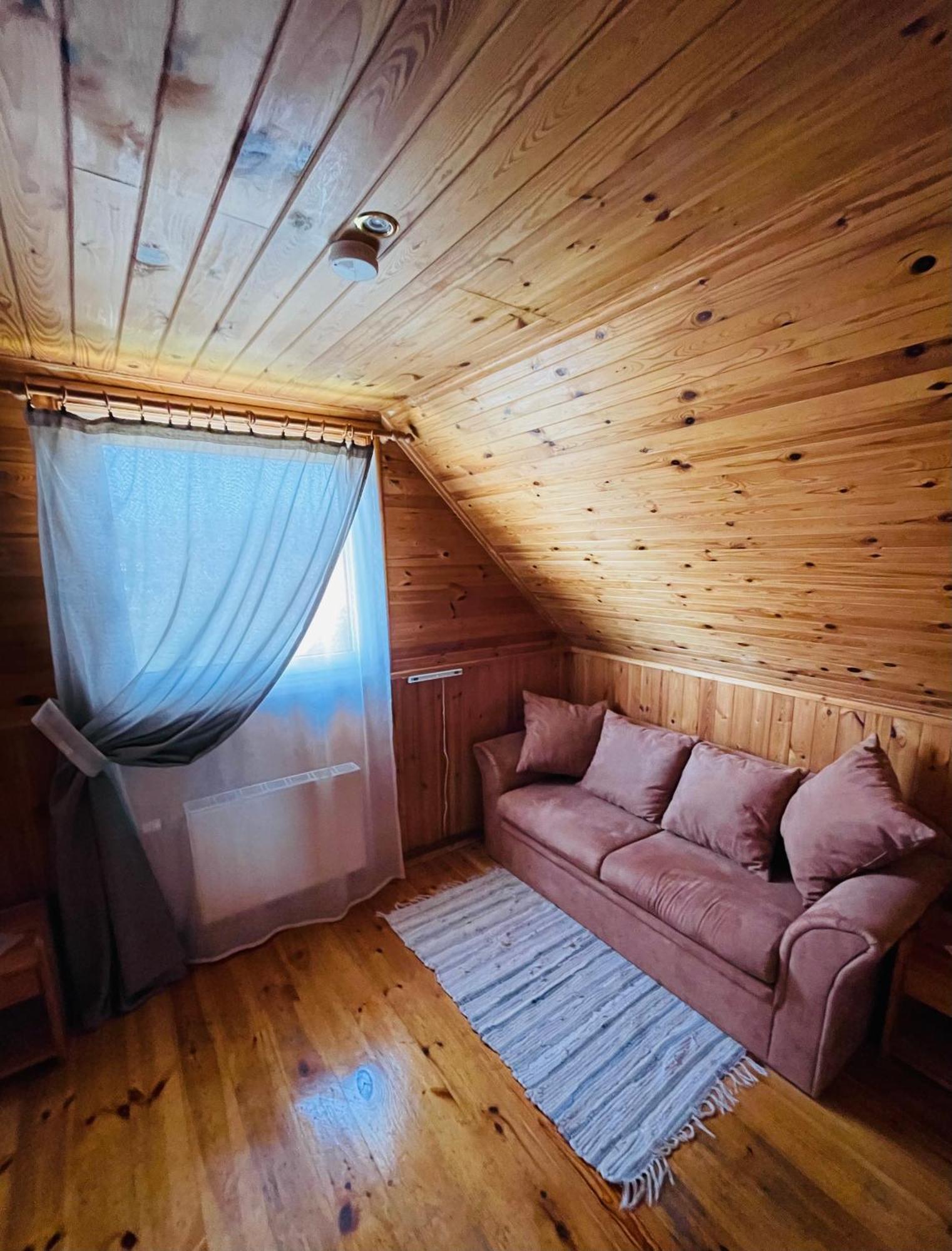 Viesu Nams Rukisi Hotell Rugaji Exteriör bild