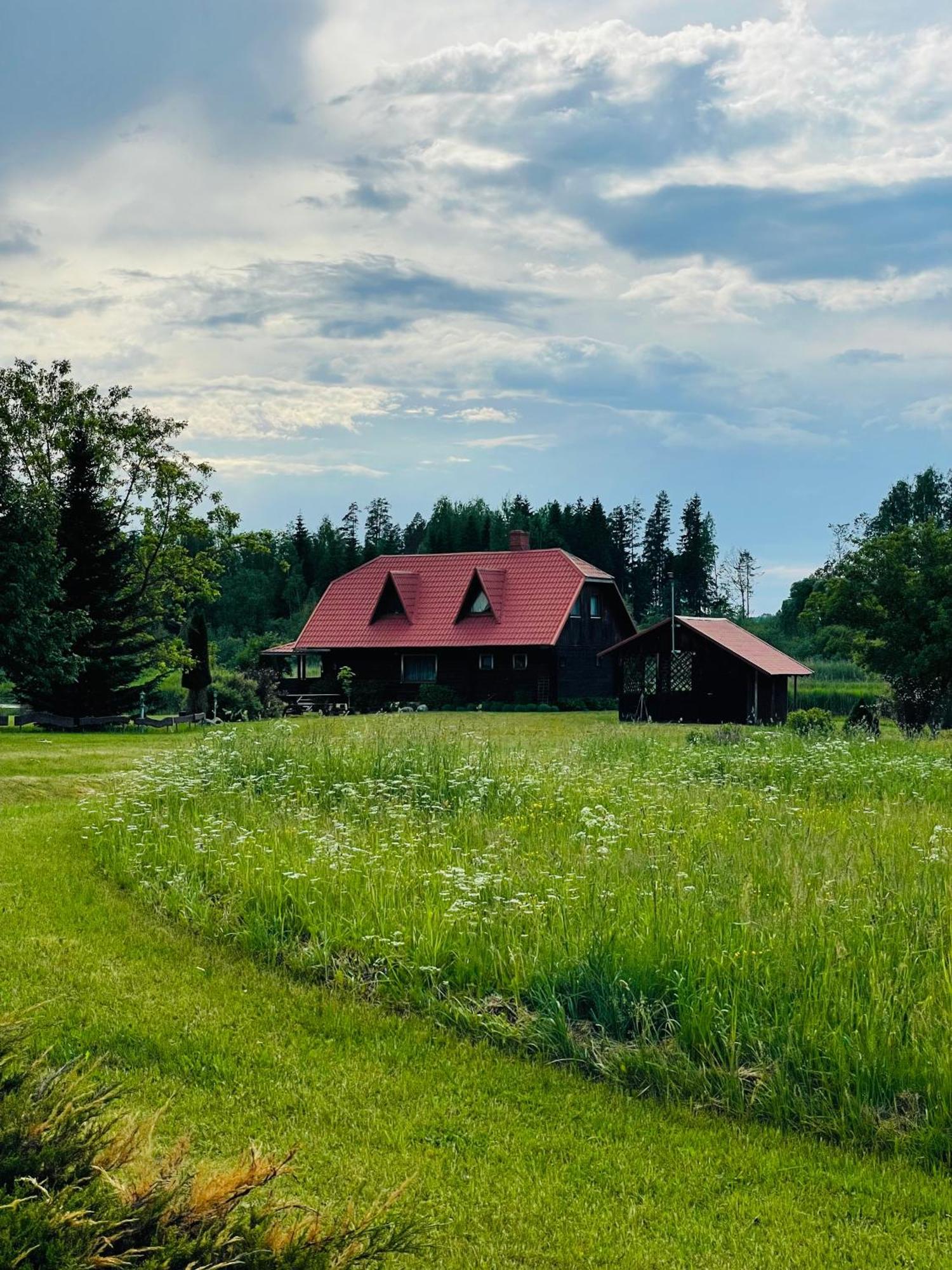 Viesu Nams Rukisi Hotell Rugaji Exteriör bild