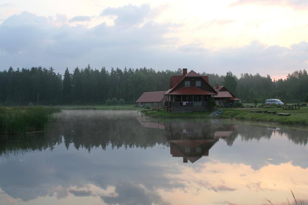 Viesu Nams Rukisi Hotell Rugaji Exteriör bild